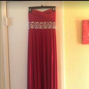 Never worn evening gown/dress